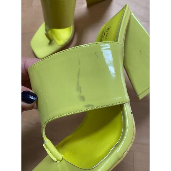 CALL It Spring "Sorayaa" Thong Sandals BNWT Heels Women Sz 8 New Yellow - flaw - Picture 2 of 7